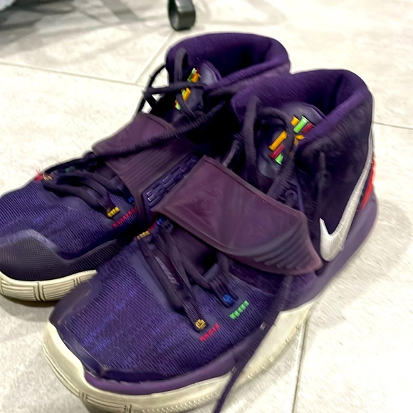 youth kyrie irving shoes